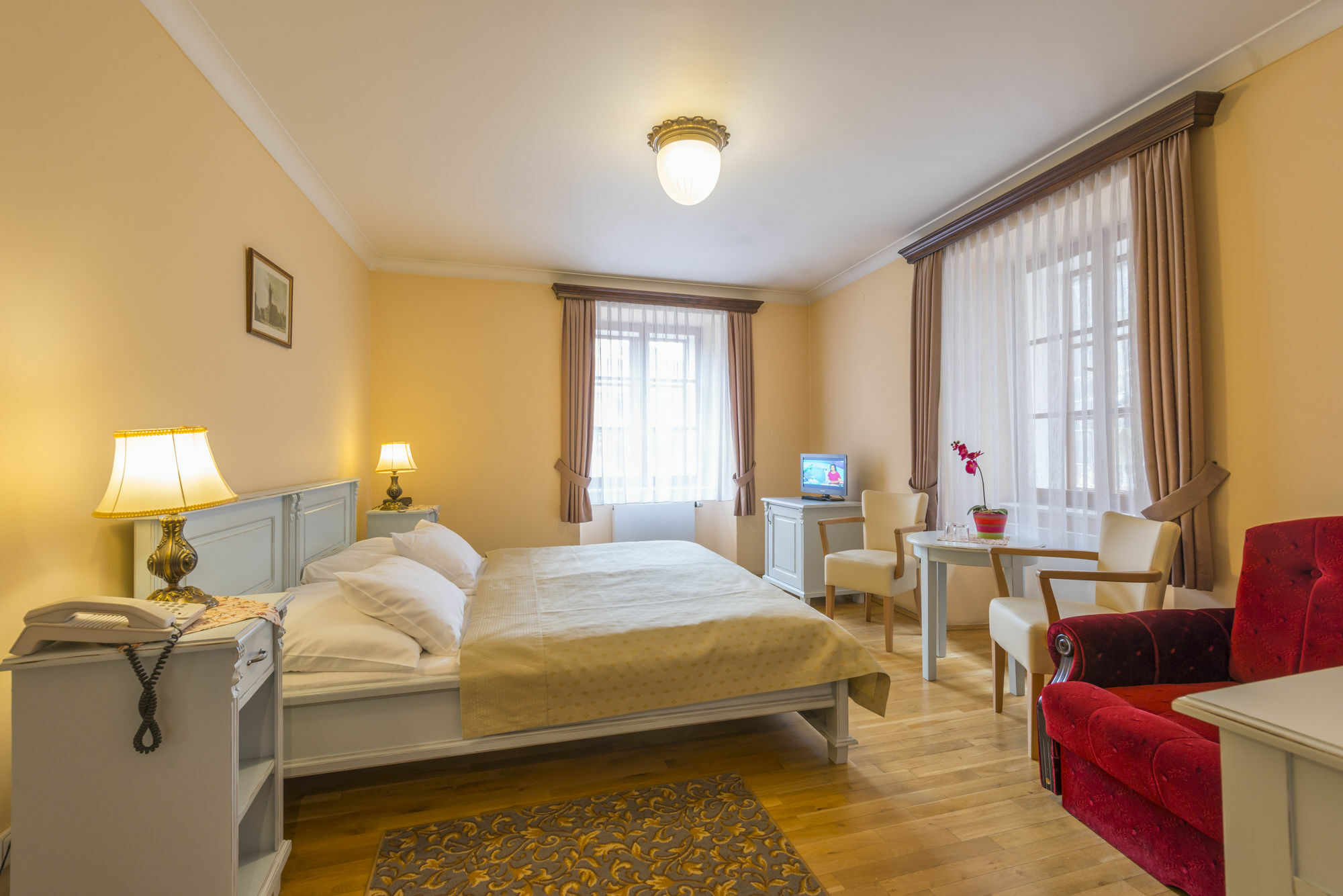 Hotel Cerny Slon Prague Ngoại thất bức ảnh