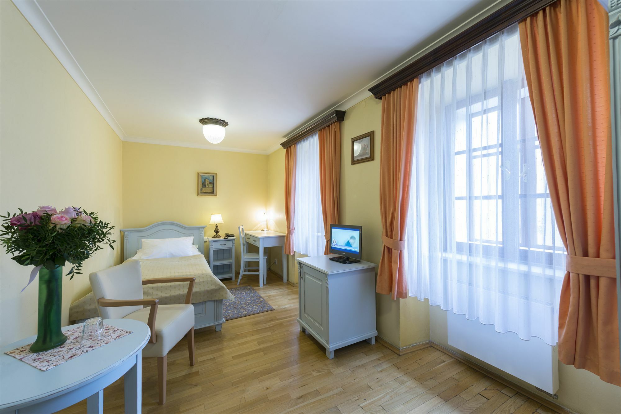 Hotel Cerny Slon Prague Ngoại thất bức ảnh